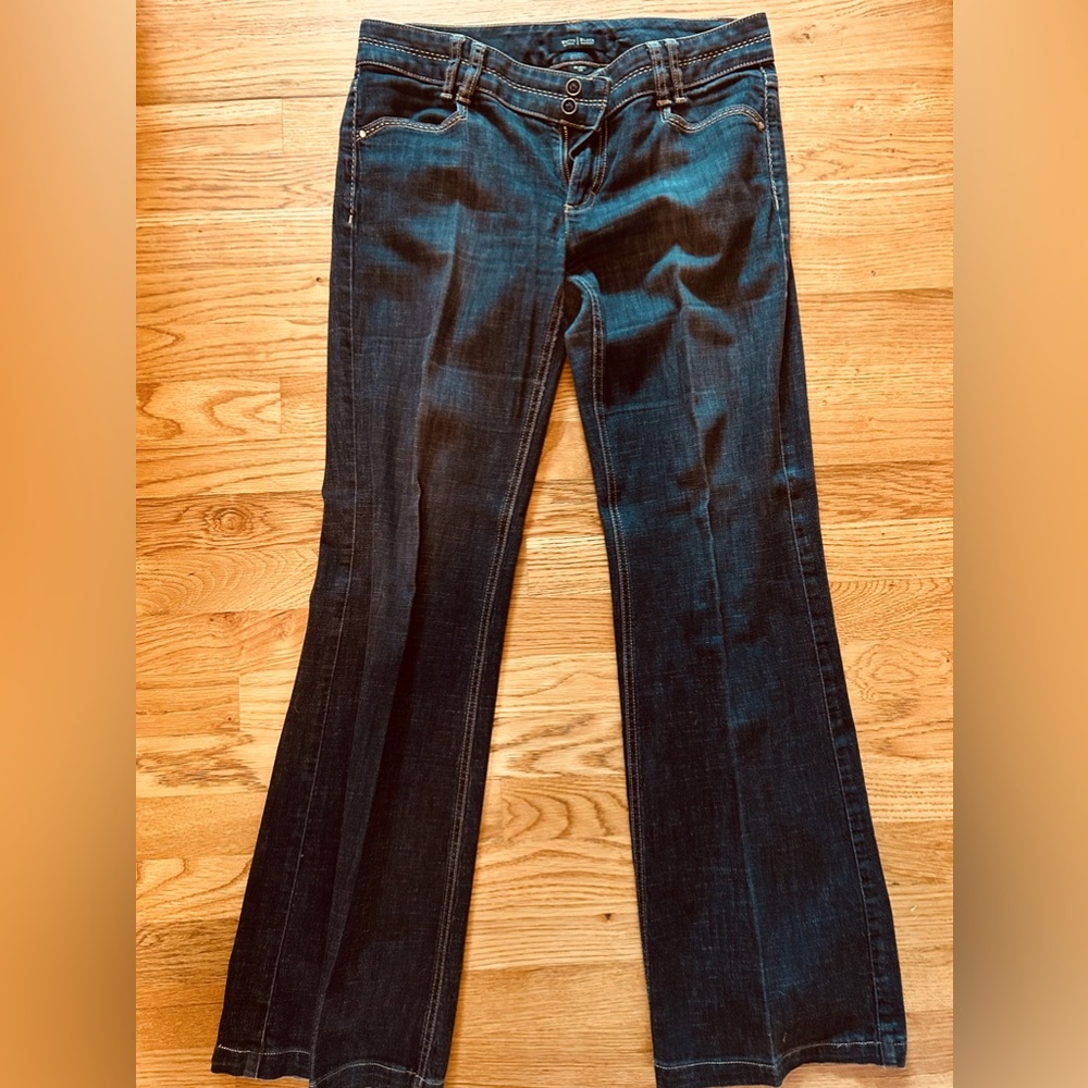 White House| Black Market Blanca 4R Trousers